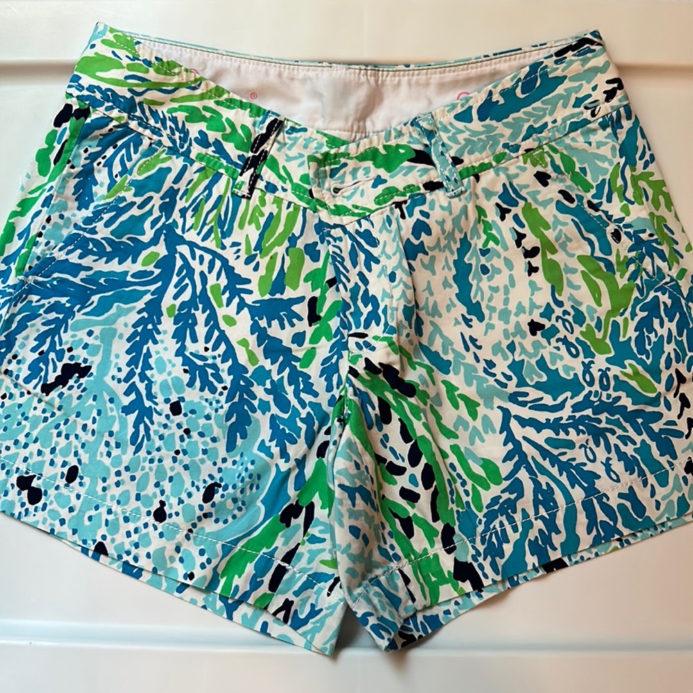 Lily Pulitzer Callahan short, size 0